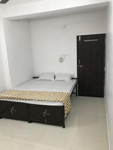 Prestige Guest House&Hostel Bilāspur Extérieur photo