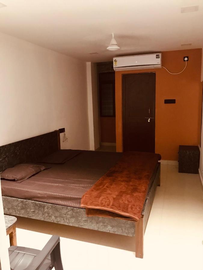 Prestige Guest House&Hostel Bilāspur Extérieur photo